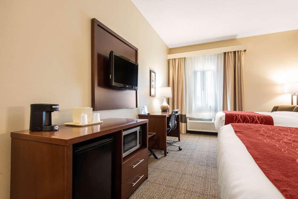 Comfort Inn & Suites Streetsboro - Kent Szoba fotó